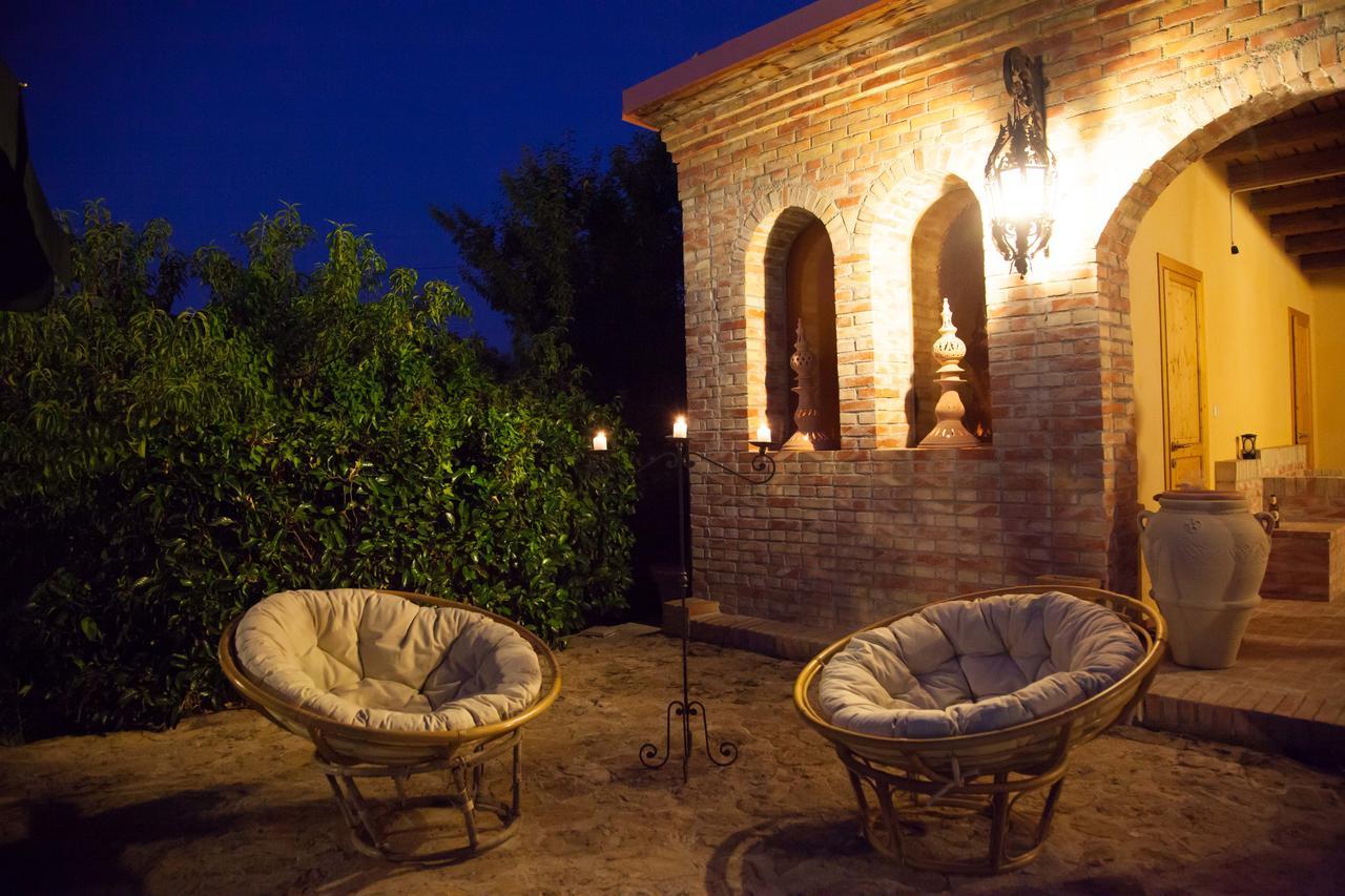 Casa Go'El Bed & Breakfast Chiaramonte Gulfi Exterior photo